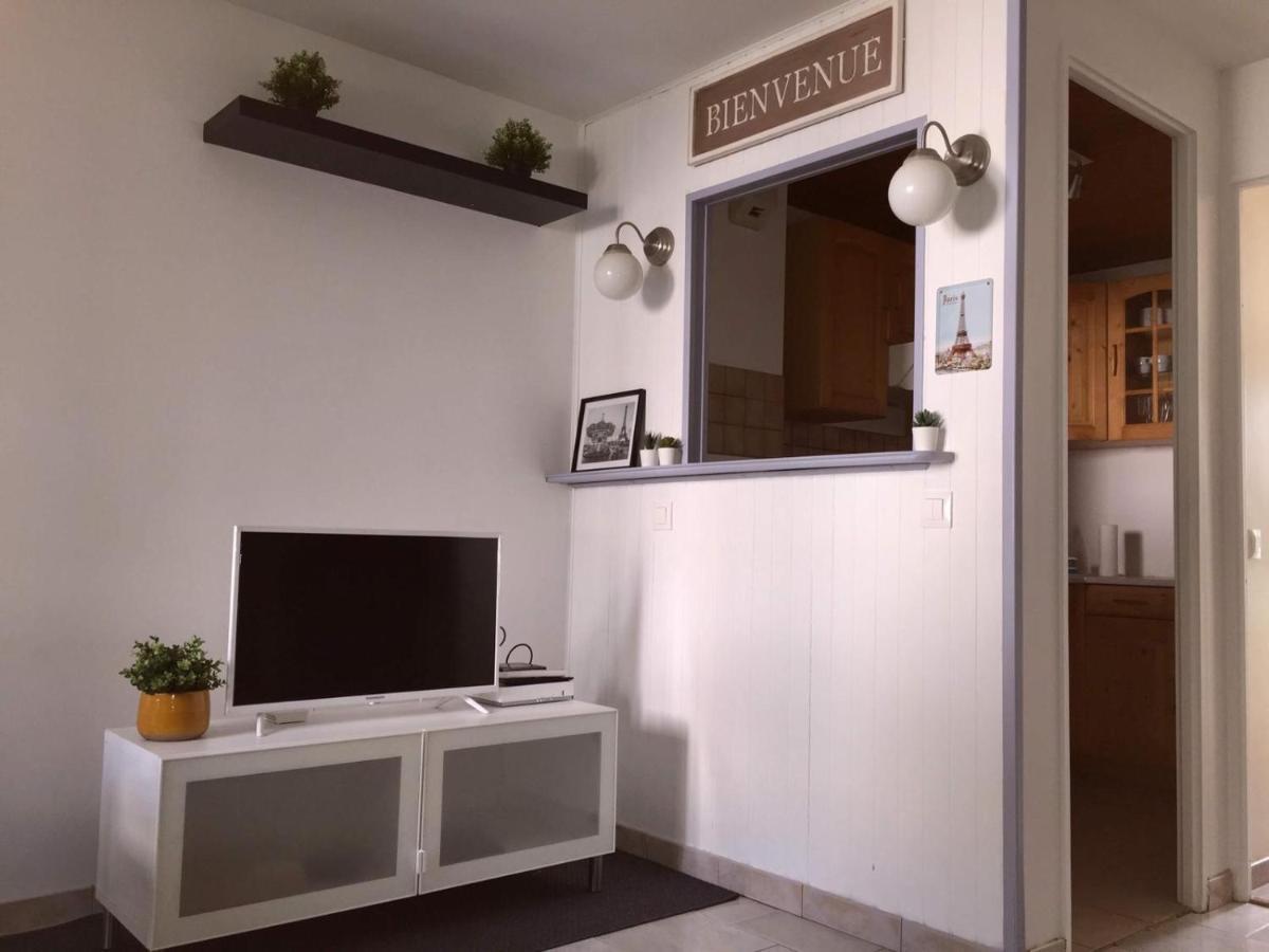 Appartement Eco 6 Personnes Magny-le-Hongre Exteriör bild