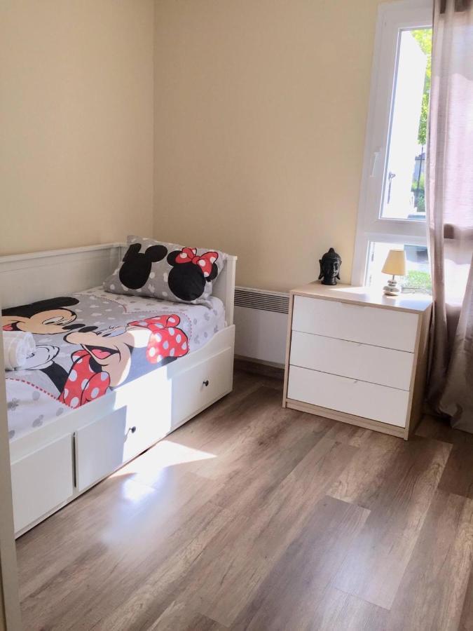 Appartement Eco 6 Personnes Magny-le-Hongre Exteriör bild